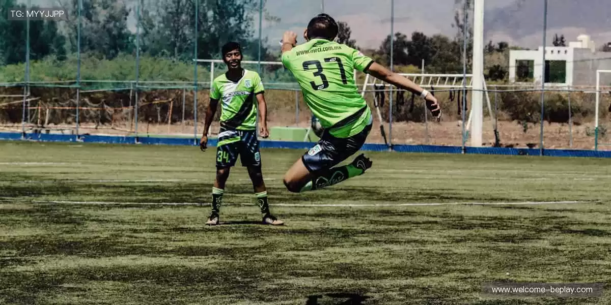 🎯 从 T 恤到奖杯，每一件都承载着你的故事！🏅